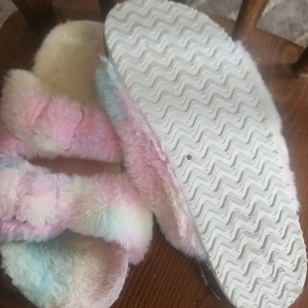 Tye Dye Kids Fluffy Slippers